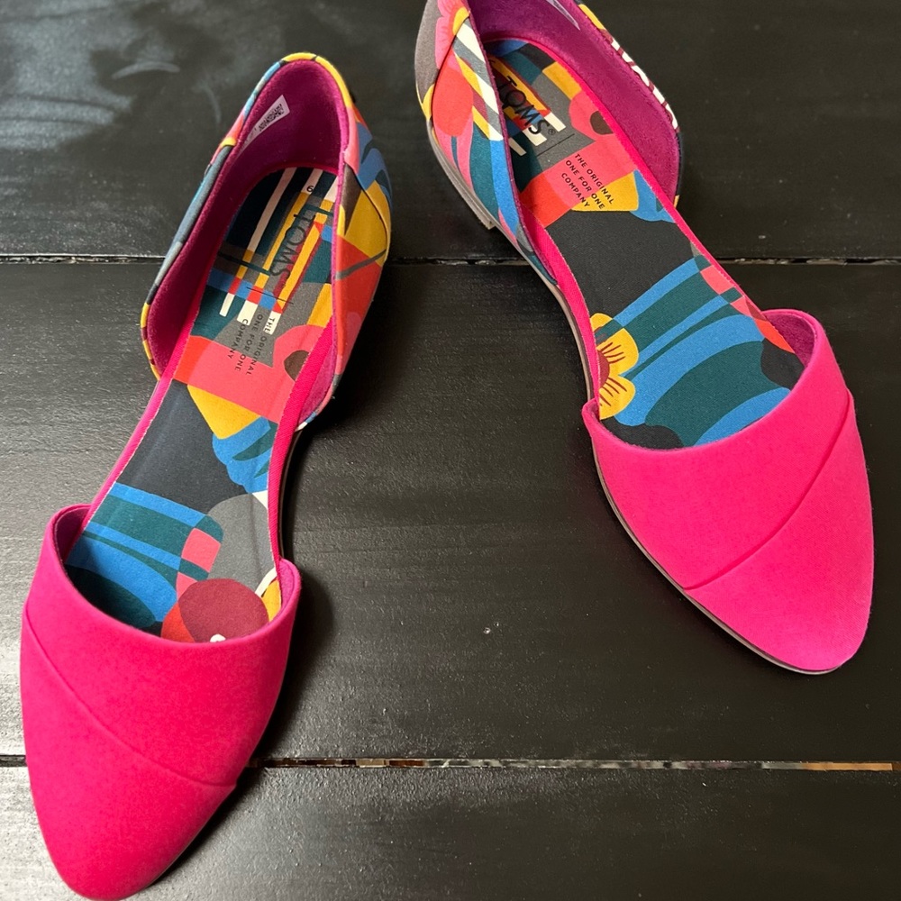 TOM'S Jutti D' Orsay Slip- On Flats NWOT size 9
